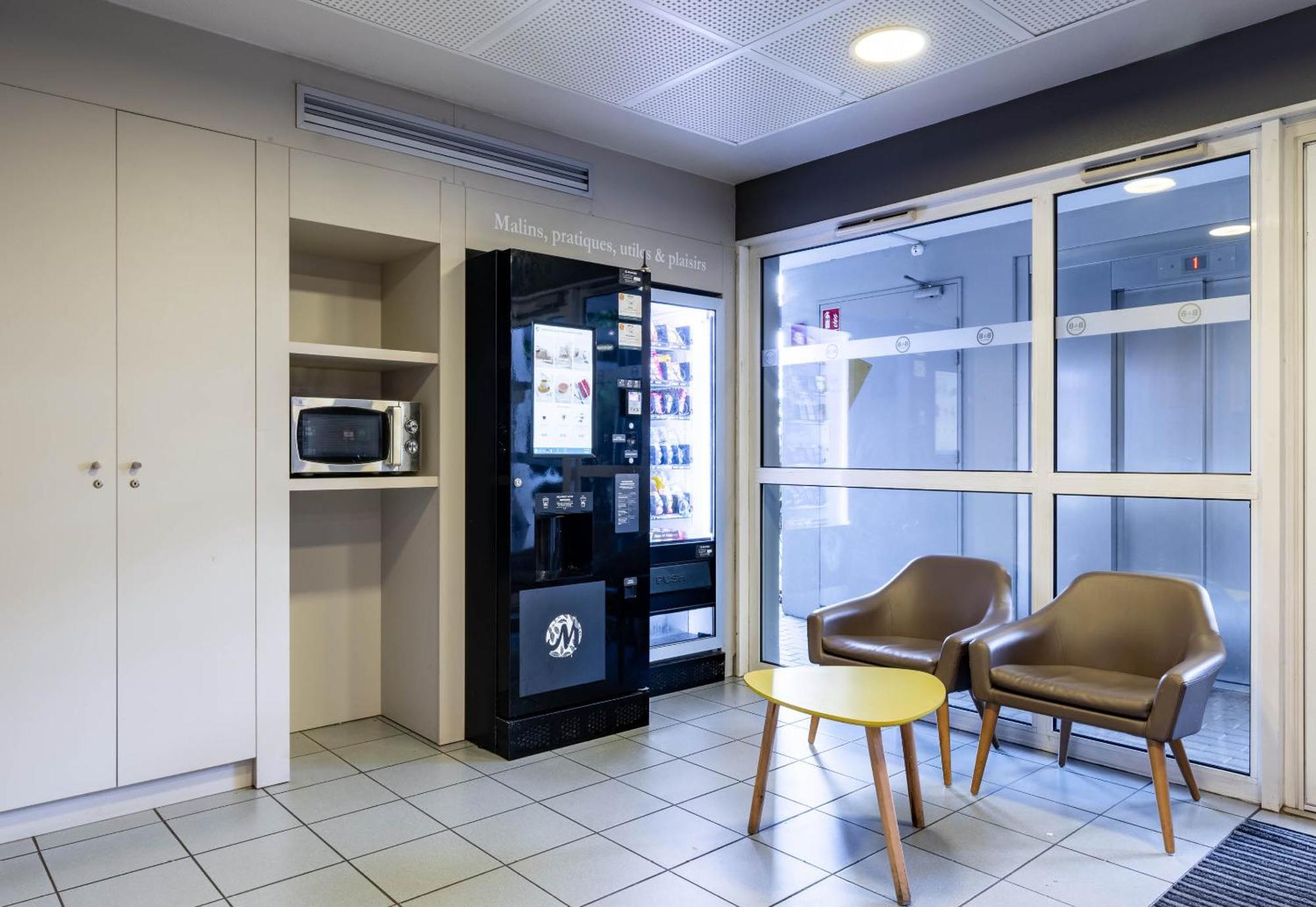 B&B Hotel Lille Seclin Unexpo Экстерьер фото